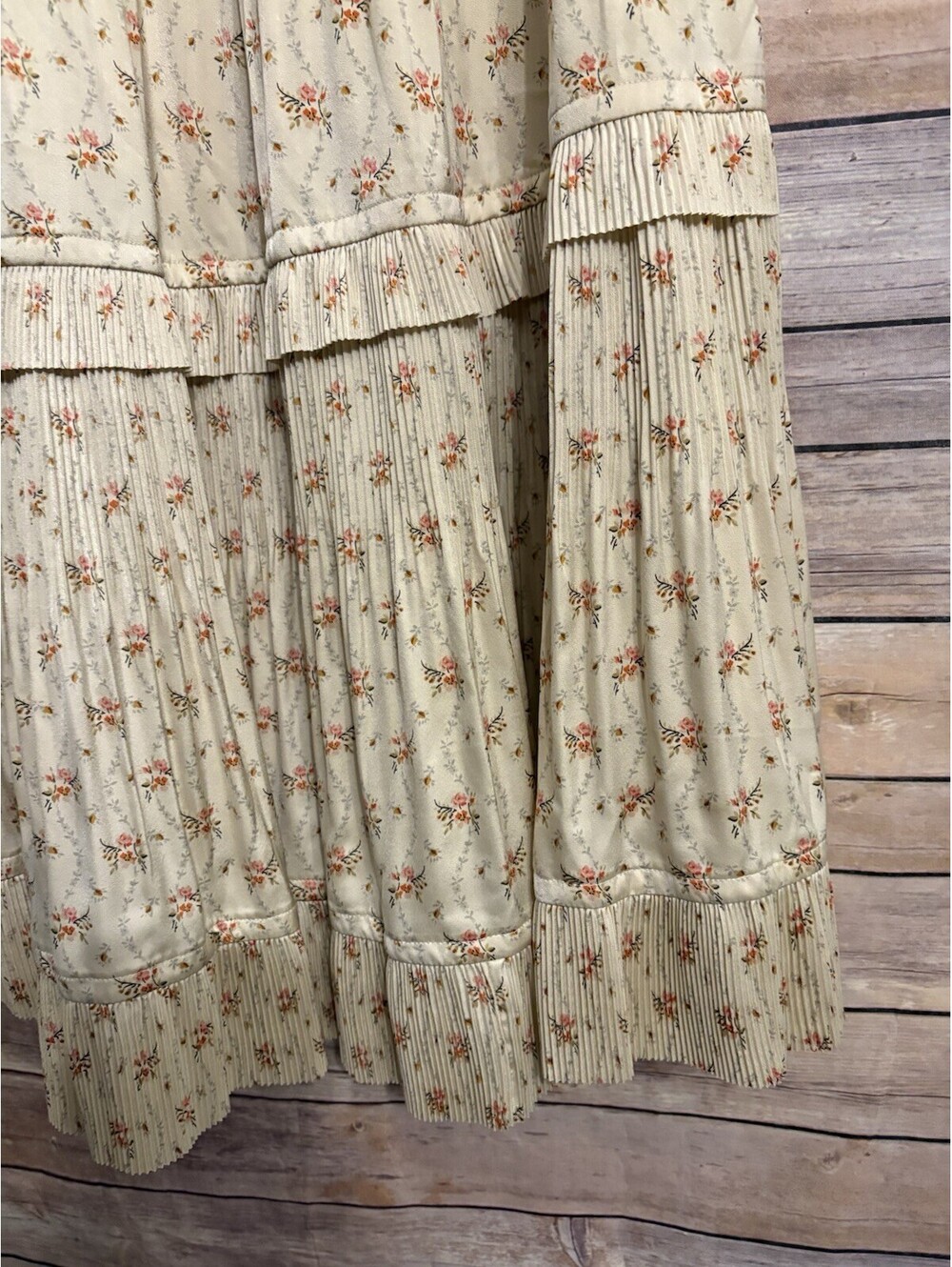 Polo Ralph Lauren Jaclyn Floral Pleated Satin Ruffled Skirt NEW 10 $298 - Picture 3 of 6